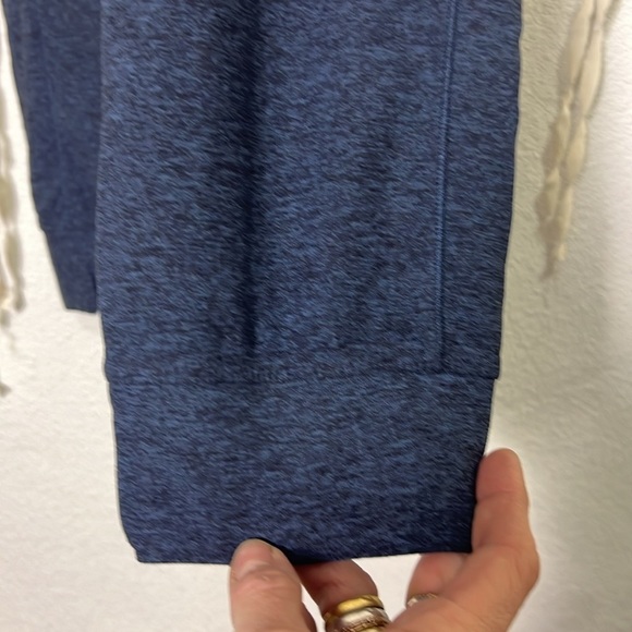 Lululemon Navy Ready To Rulu Cropped Jogger Size 2 - Picture 5 of 13